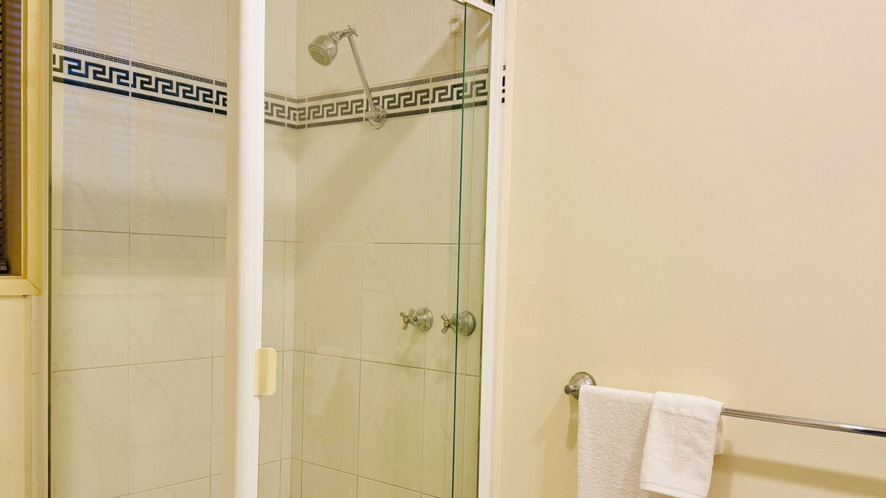 Photo of Bathroom in Craigieburn