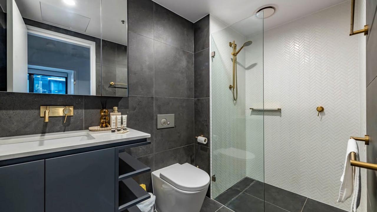 Photo of Bathroom in Reid