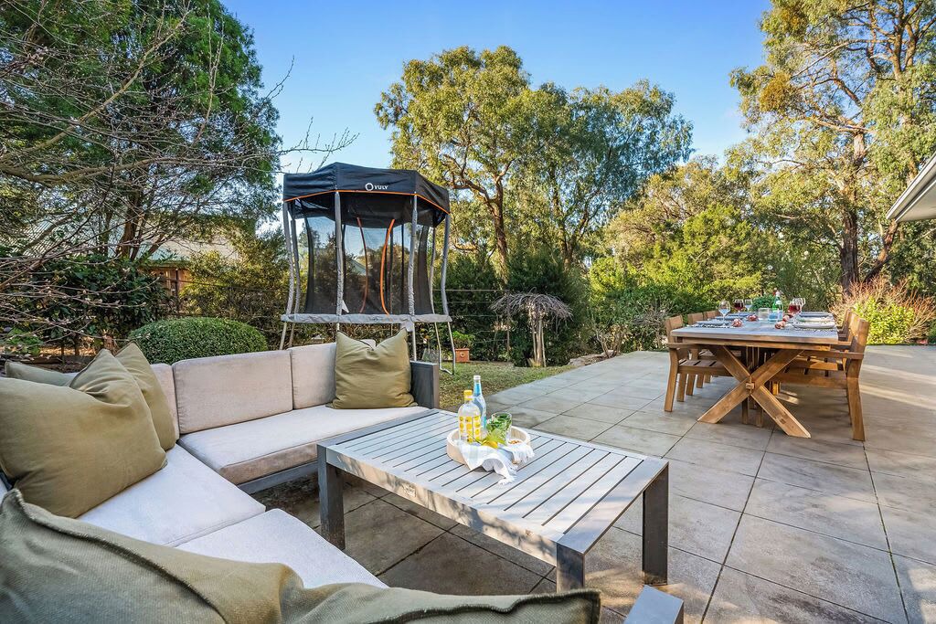 Photo of Outdoor in Red Hill South