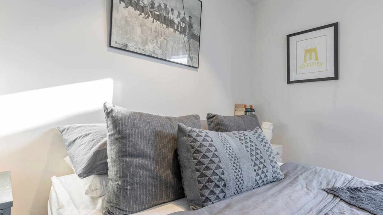 Photo of Bedroom in Collingwood