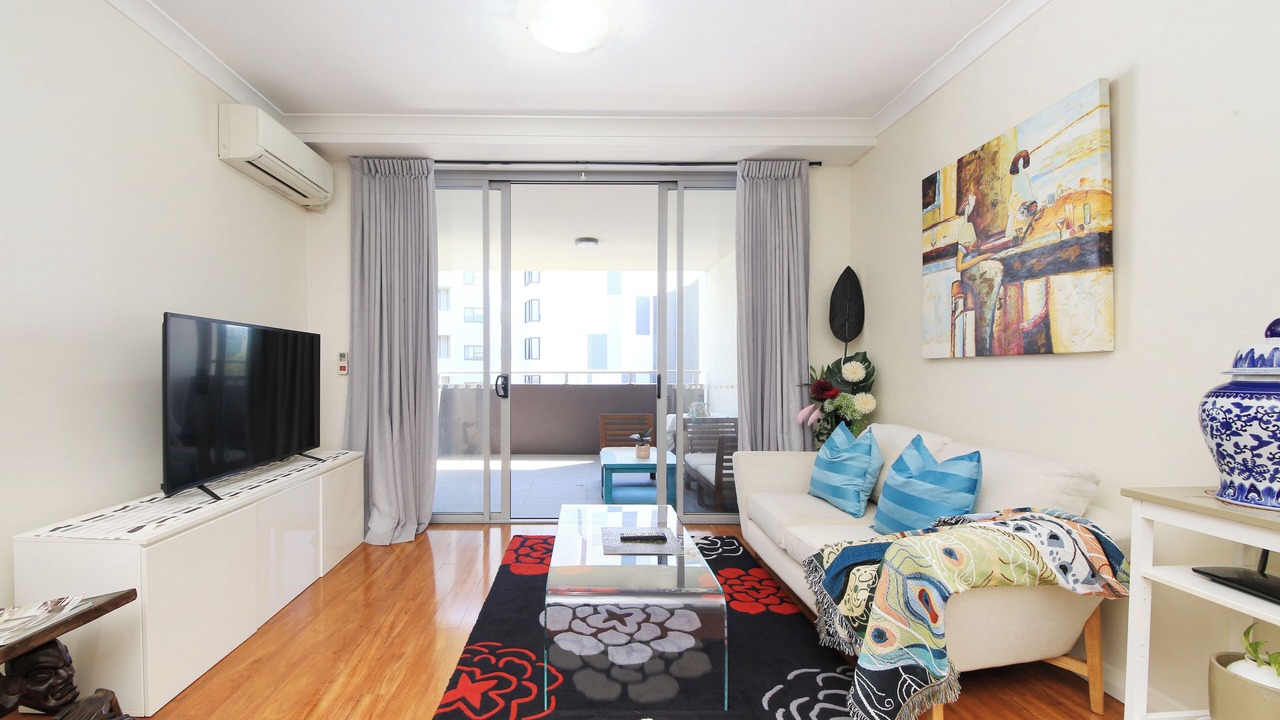 Photo of Livingroom in Arncliffe