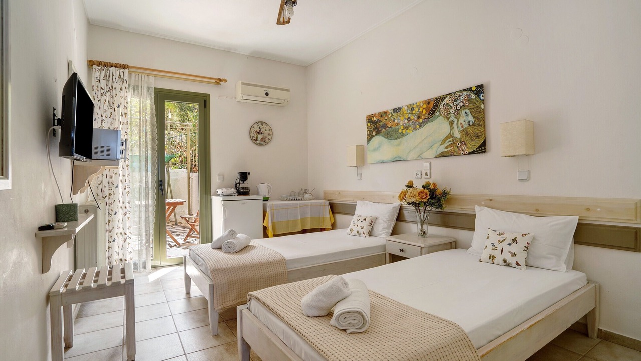 Photo of Bedroom in Kalamitsi