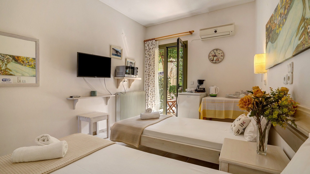 Photo of Bedroom in Kalamitsi
