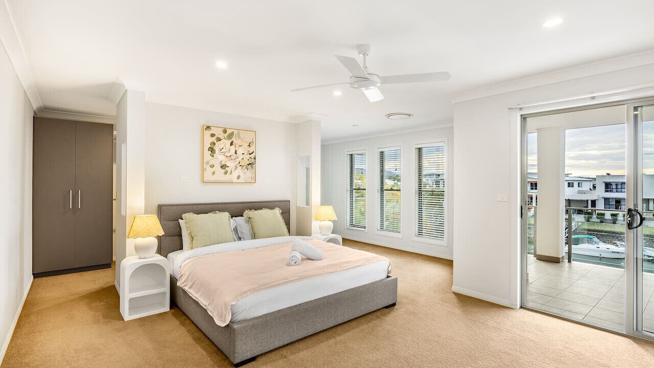 Photo of Bedroom in Helensvale