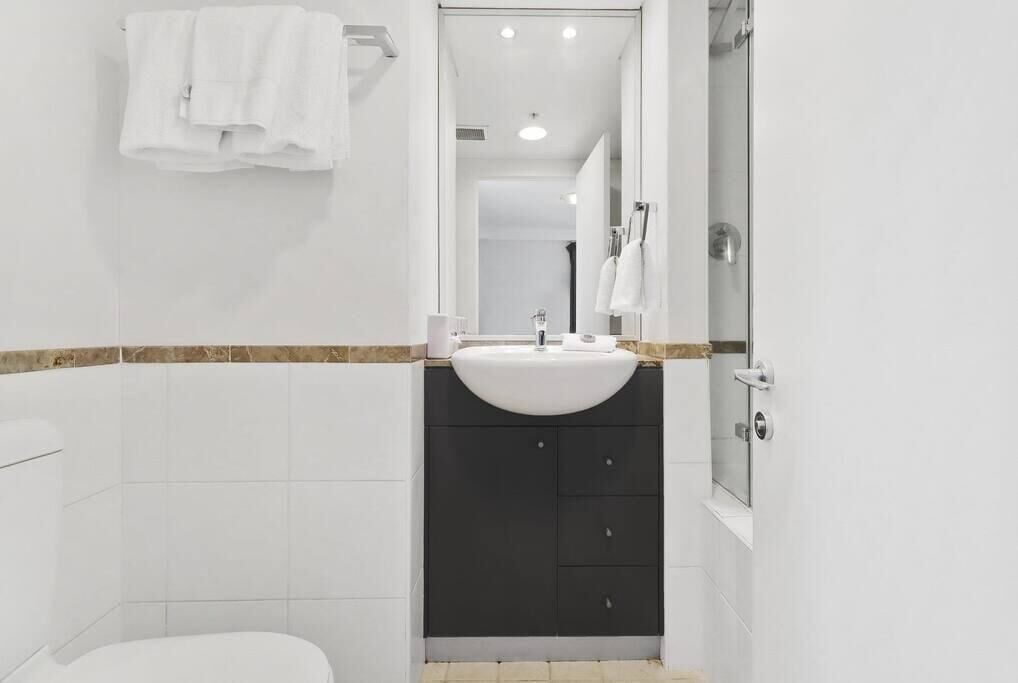 Photo of Bathroom in Haymarket