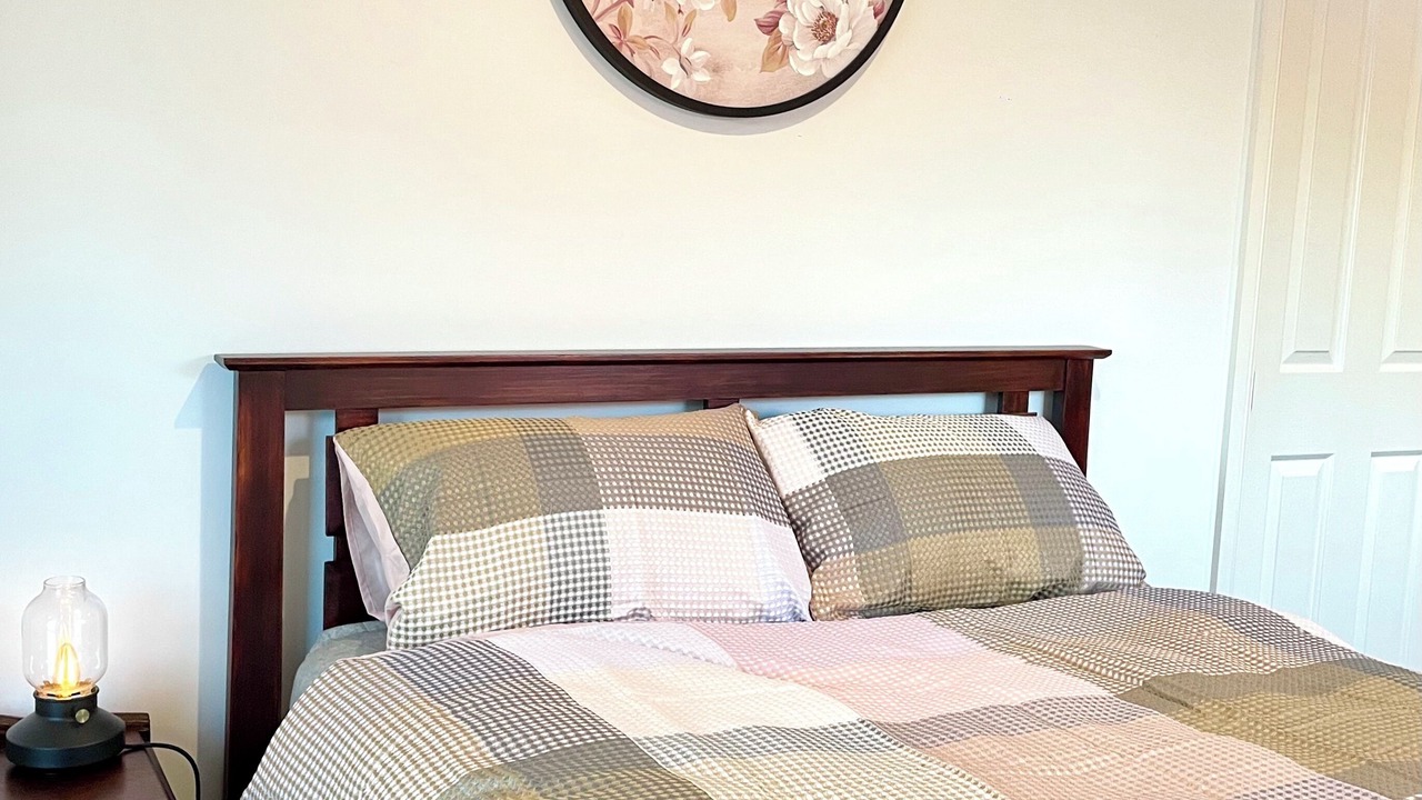 Photo of Bedroom in Eastlakes