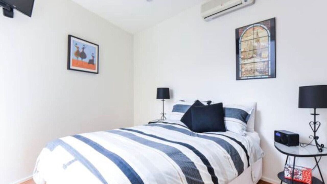 Photo of Bedroom in Elwood