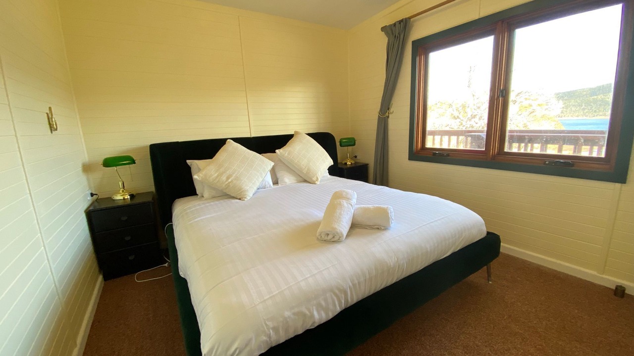 Photo of Bedroom in Anglers Reach