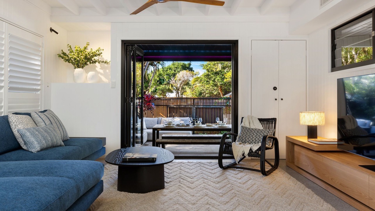 Photo of Livingroom in Belongil