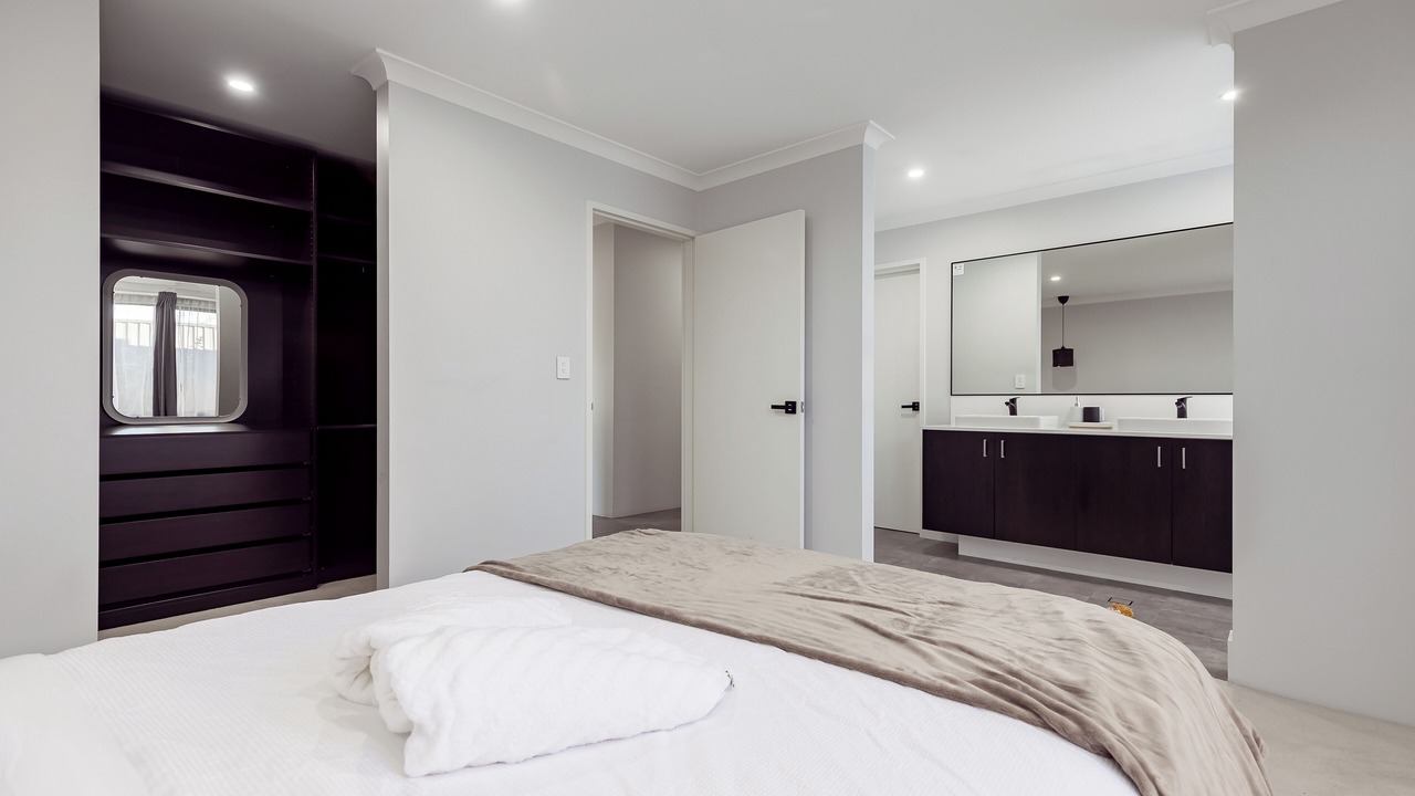 Photo of Bedroom in Dawesville
