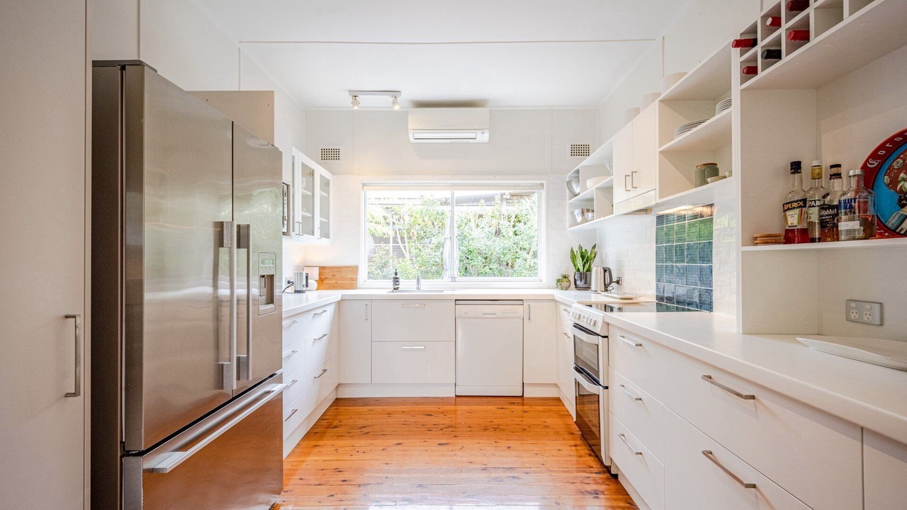 Photo of Kitchen in Macmasters Beach
