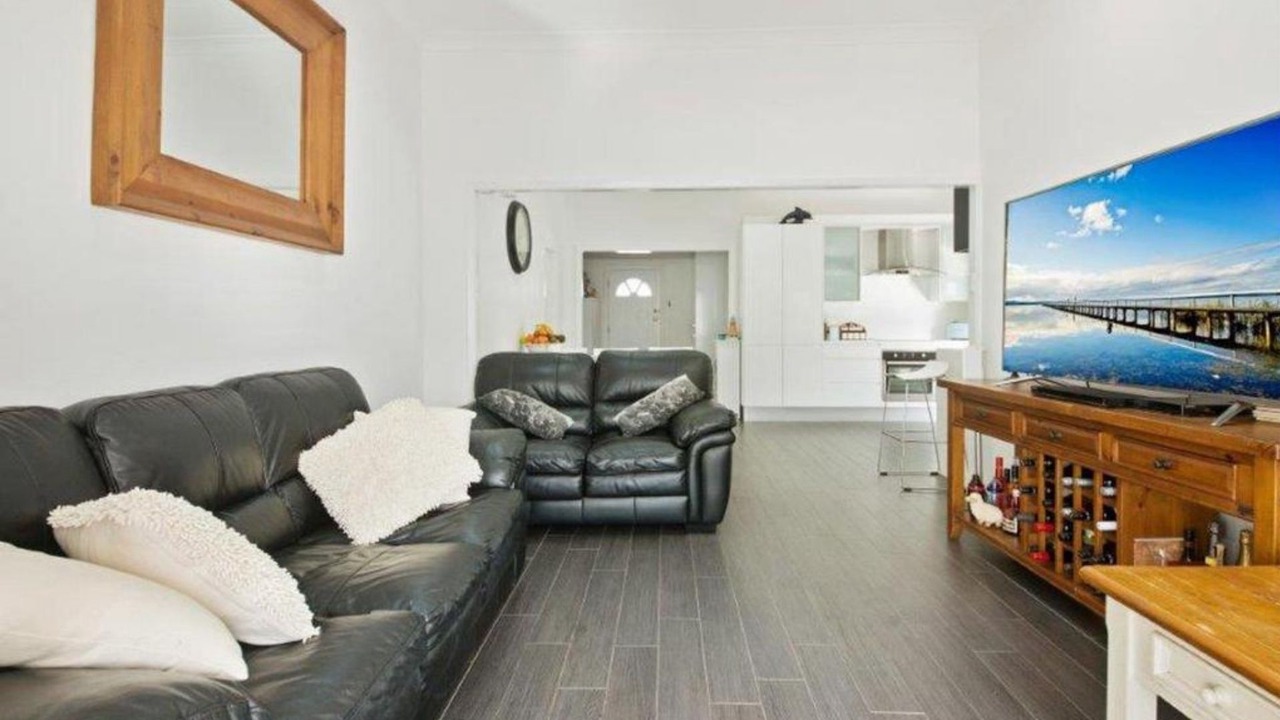 Photo of Livingroom in The Entrance