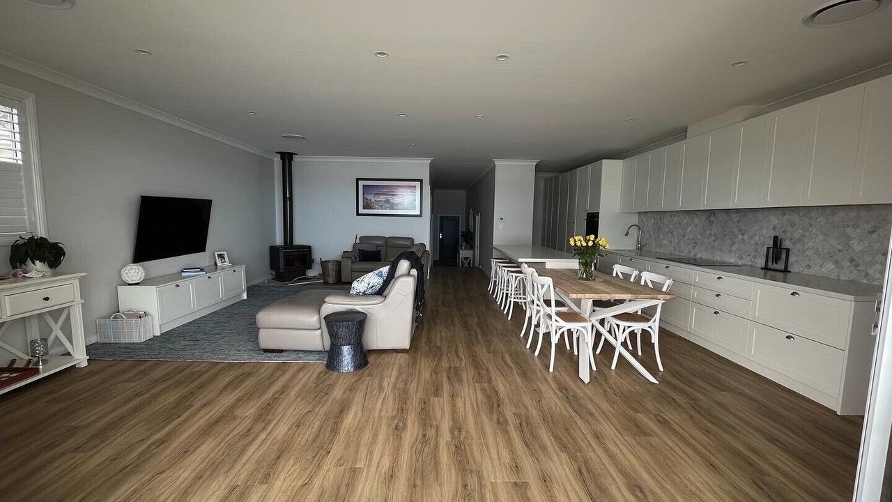 Photo of Livingroom in Bonnells Bay