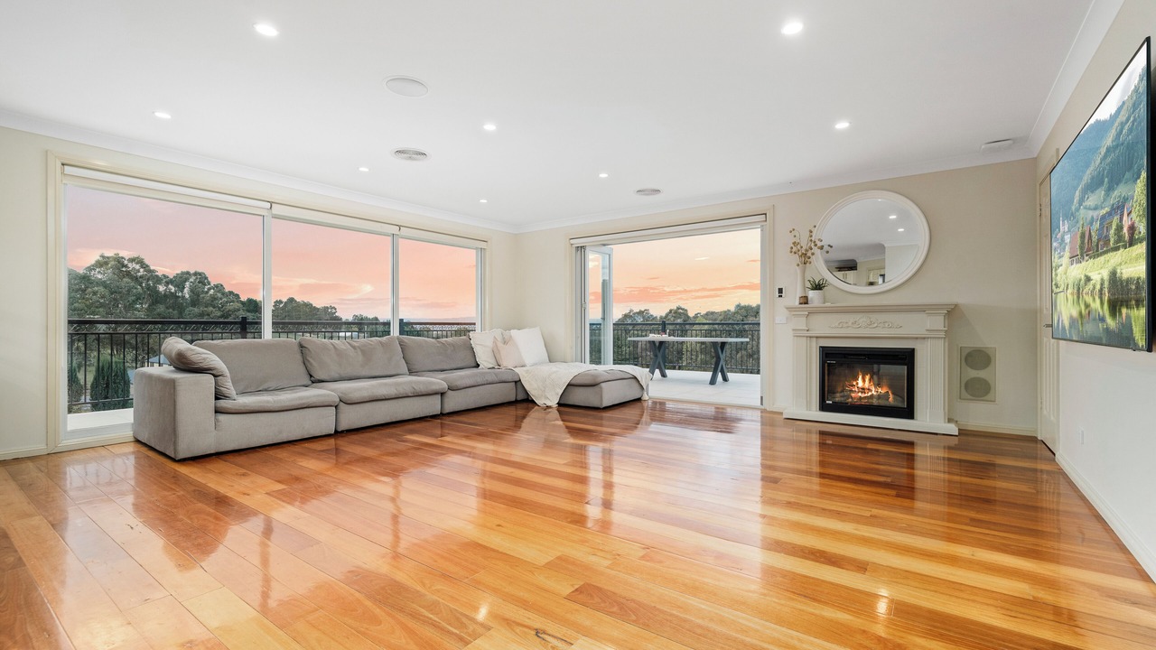 Photo of Livingroom in Robin Hill