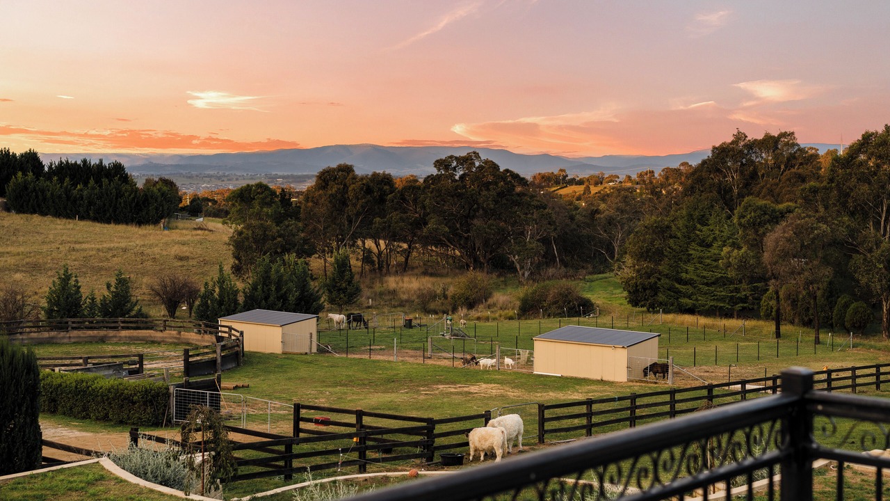 Photo of Outdoor in Robin Hill