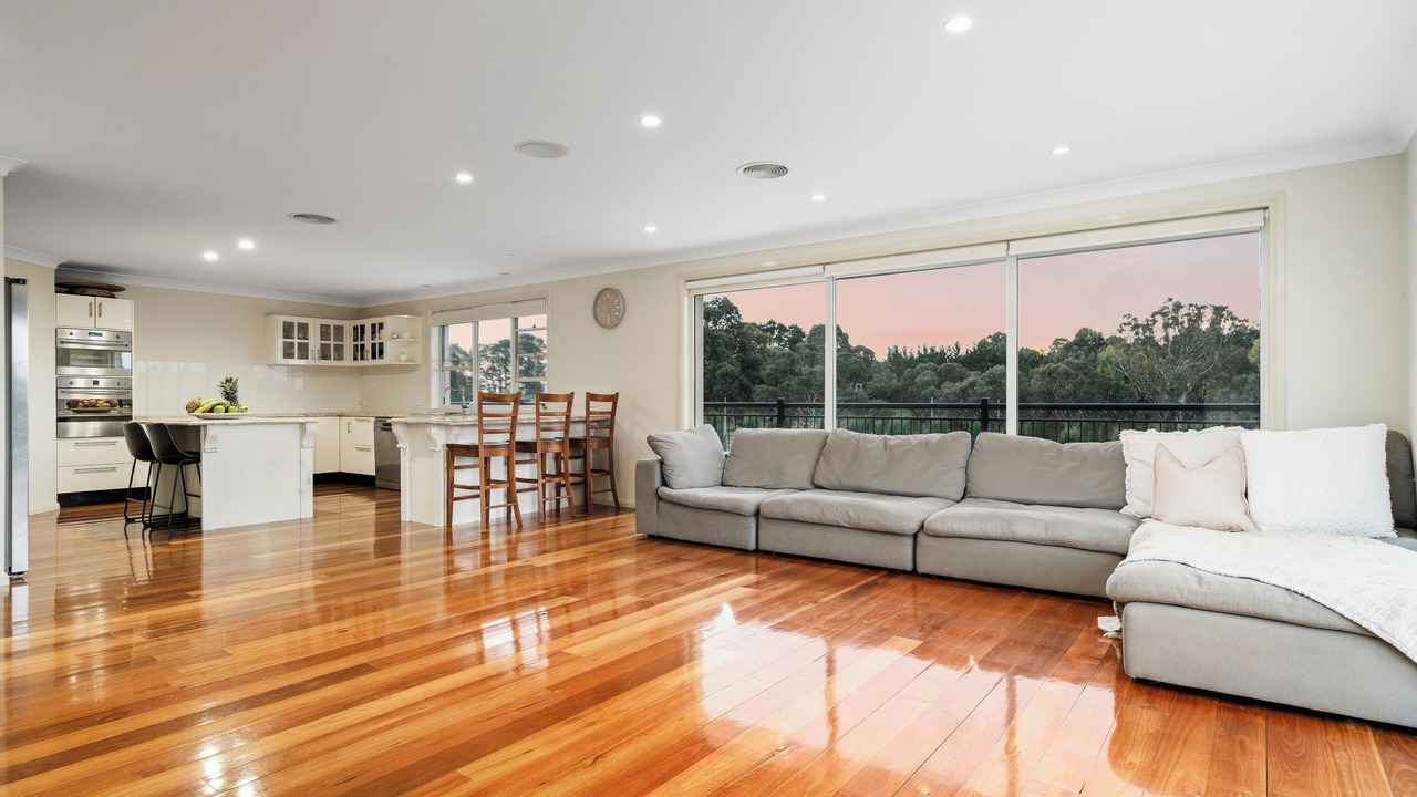 Photo of Livingroom in Robin Hill
