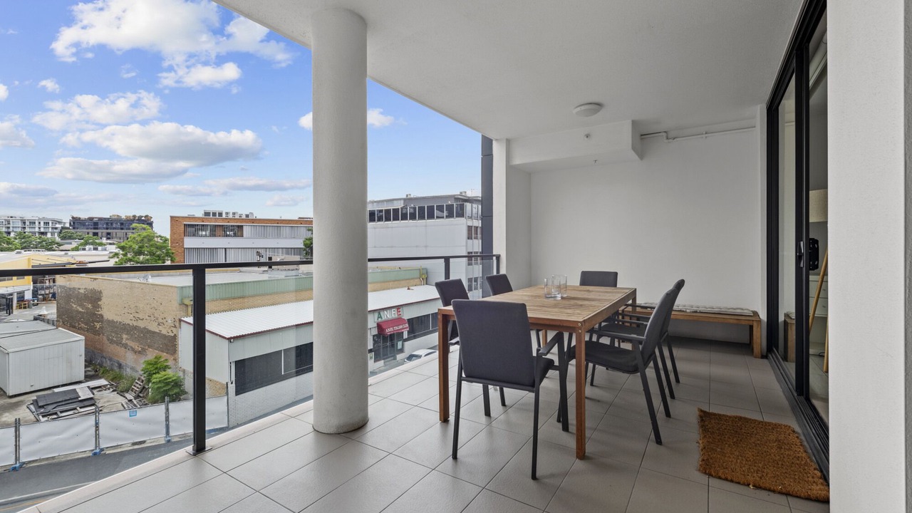 Photo of Patio Balcony in Newstead