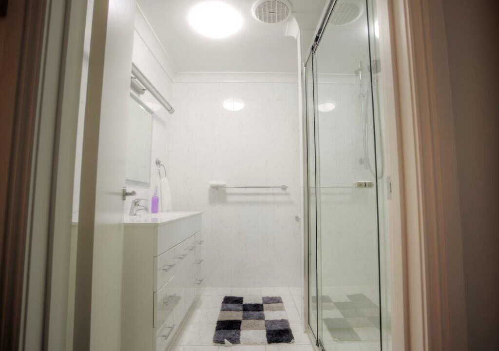 Photo of Bathroom in Ballandean