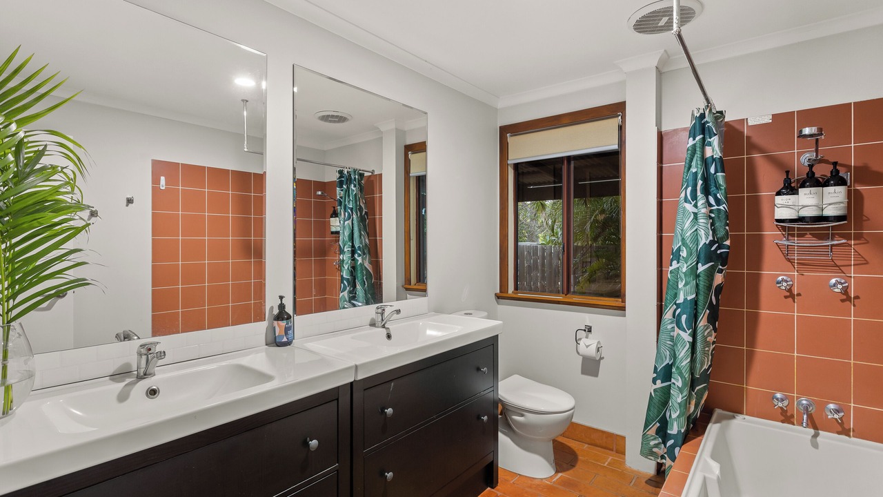 Photo of Bathroom in Cable Beach