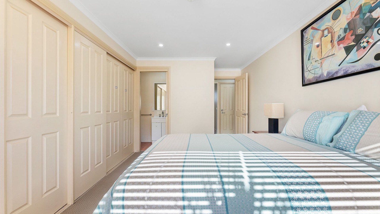 Photo of Bedroom in Batehaven