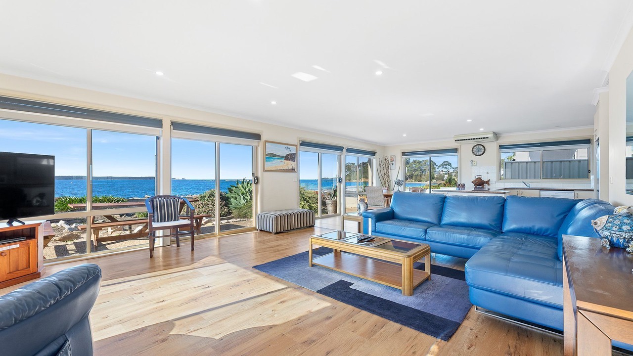 Photo of Livingroom in Batehaven