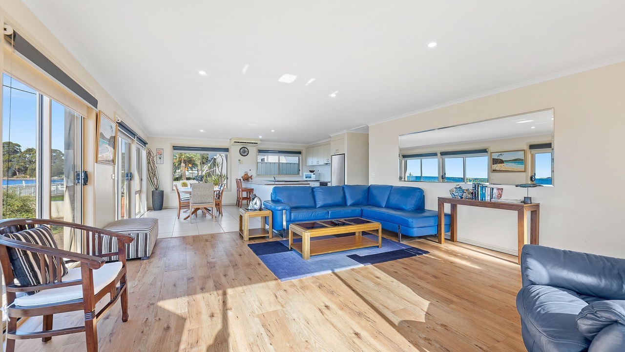 Photo of Livingroom in Batehaven