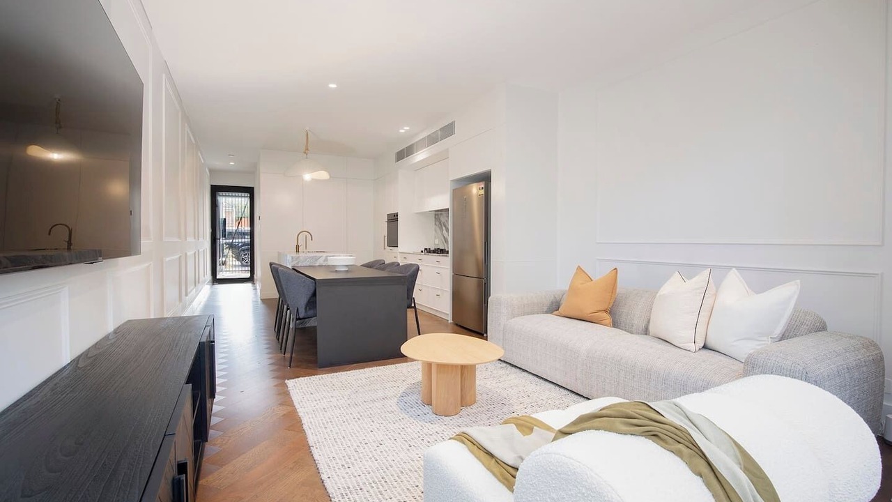 Photo of Livingroom in Cooks Hill