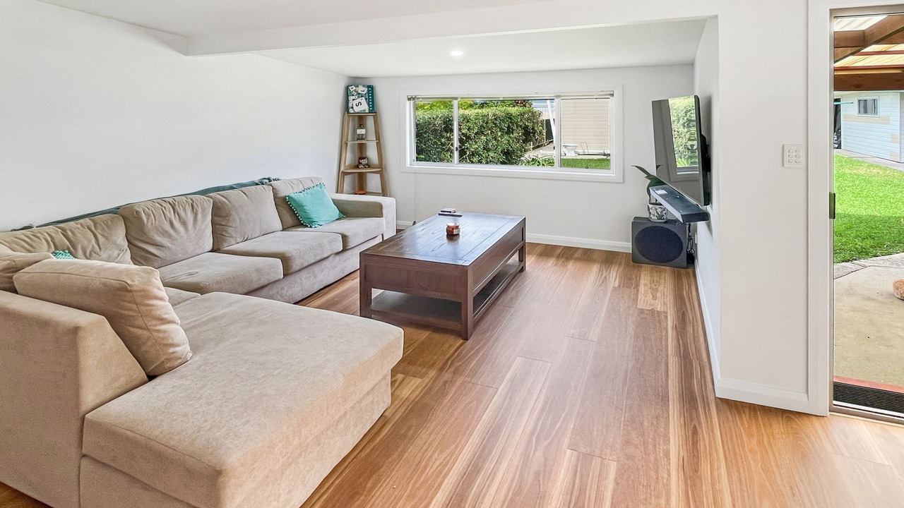 Photo of Livingroom in North Haven