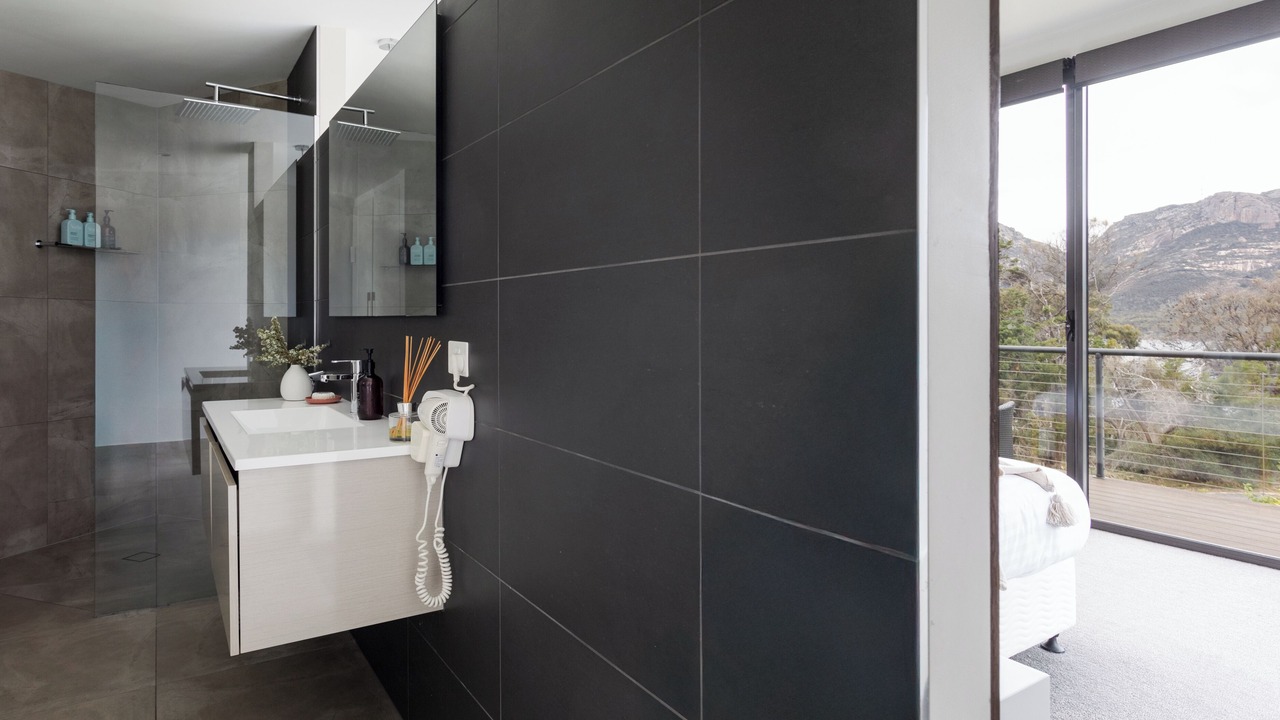 Photo of Bathroom in Coles Bay