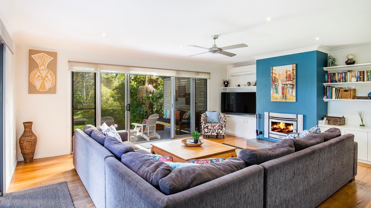 Photo of Livingroom in Erowal Bay