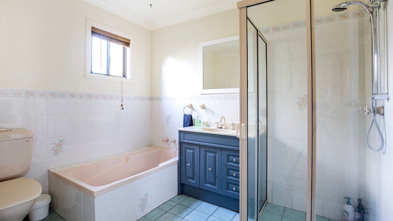 Photo of Bathroom in Erowal Bay