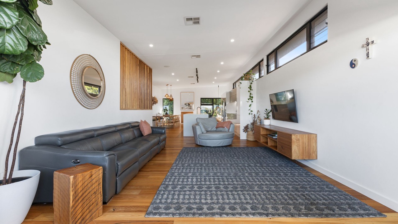 Photo of Livingroom in Adamstown