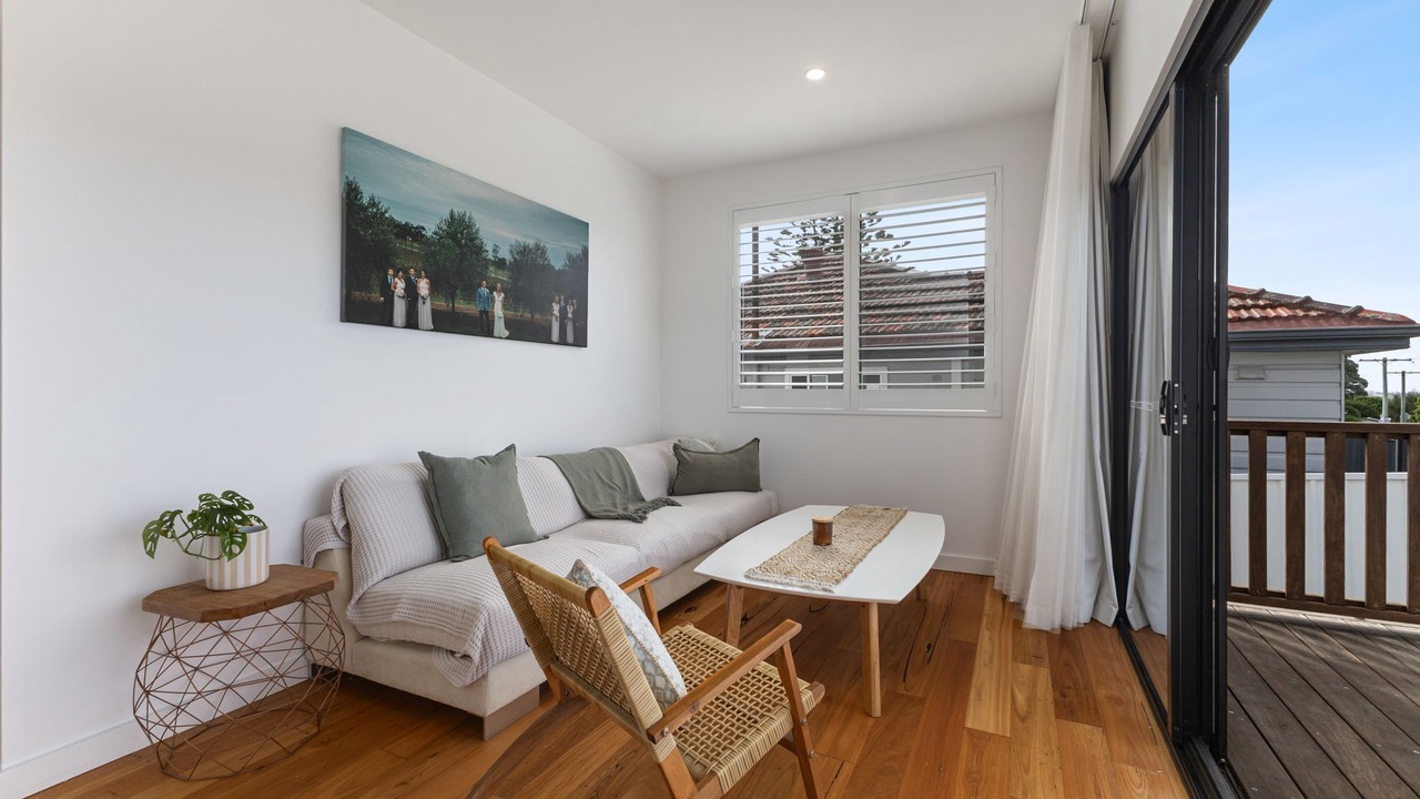 Photo of Livingroom in Adamstown
