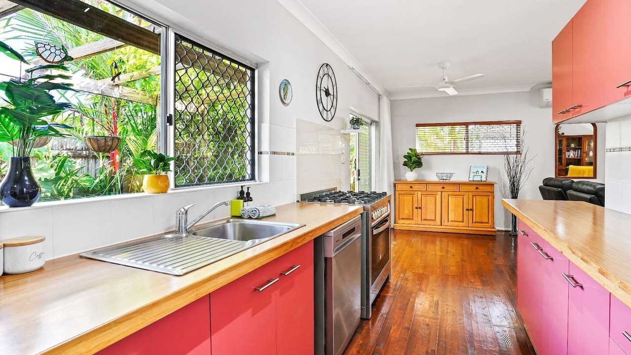Photo of Kitchen in Kewarra Beach