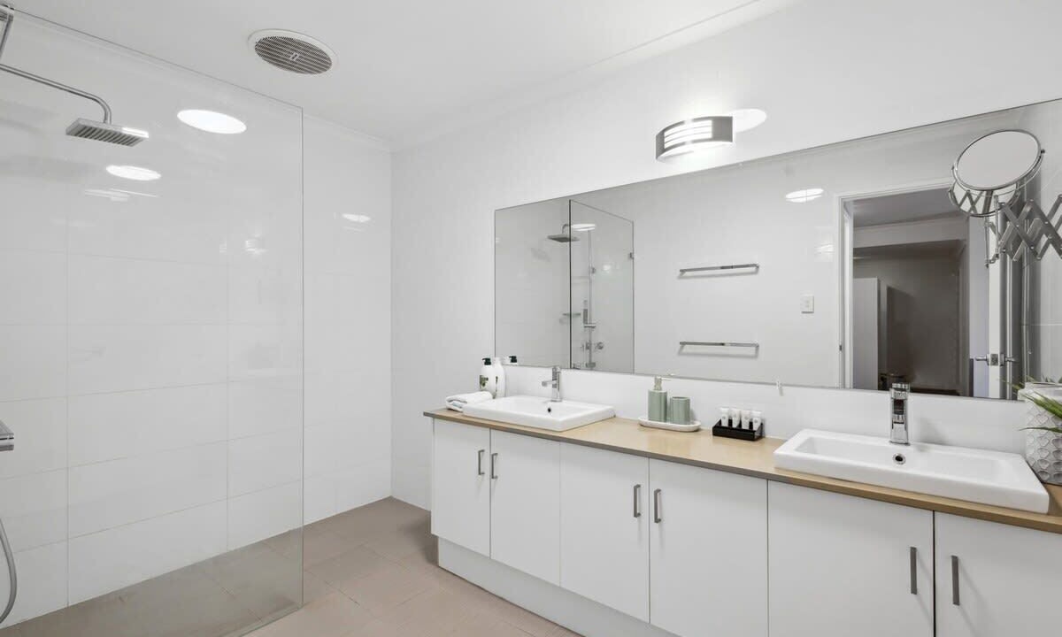 Photo of Bathroom in Northbridge