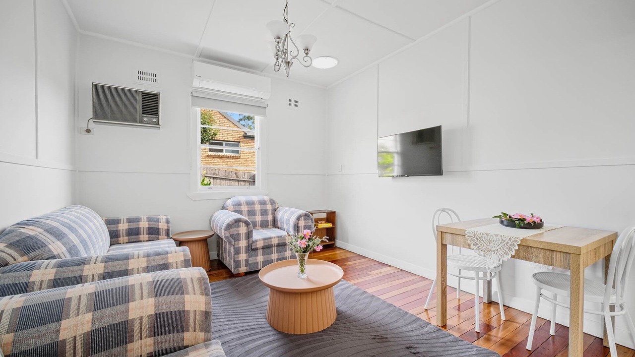 Photo of Livingroom in Gloucester