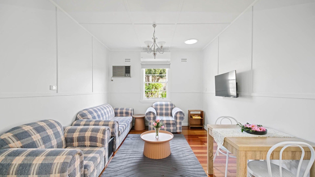 Photo of Livingroom in Gloucester