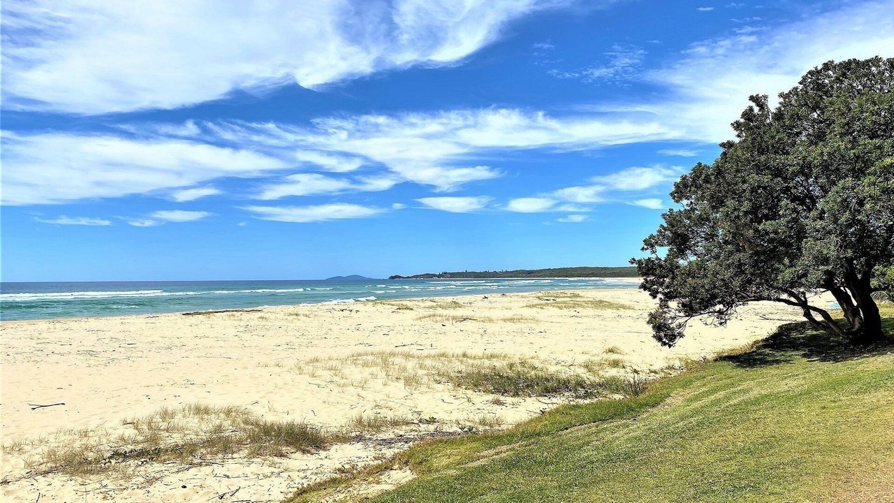 Photo of Others in Valla Beach