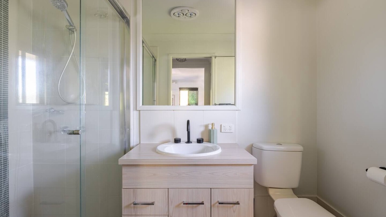 Photo of Bathroom in Oxenford
