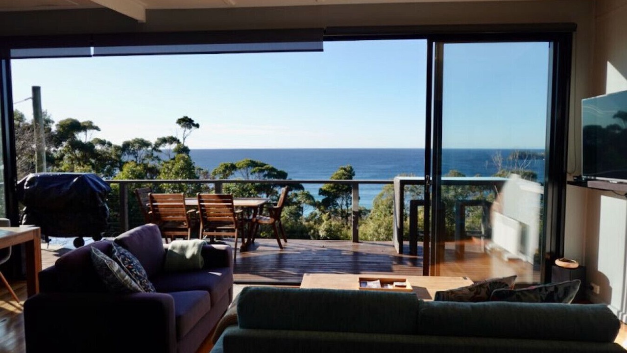 Photo of Livingroom in Eaglehawk Neck