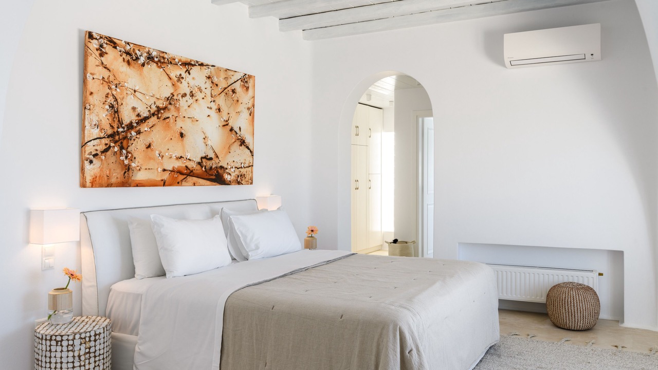 Photo of Bedroom in Ornos