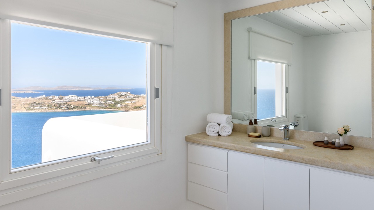 Photo of Bathroom in Ornos