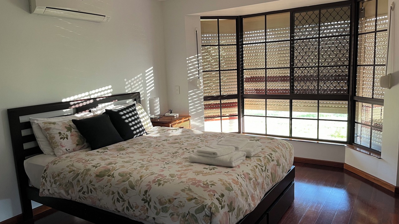 Photo of Bedroom in Evanston