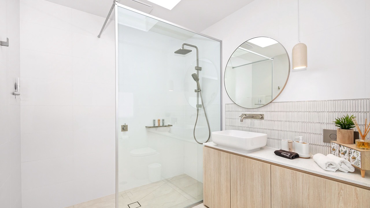 Photo of Bathroom in Middleton Beach