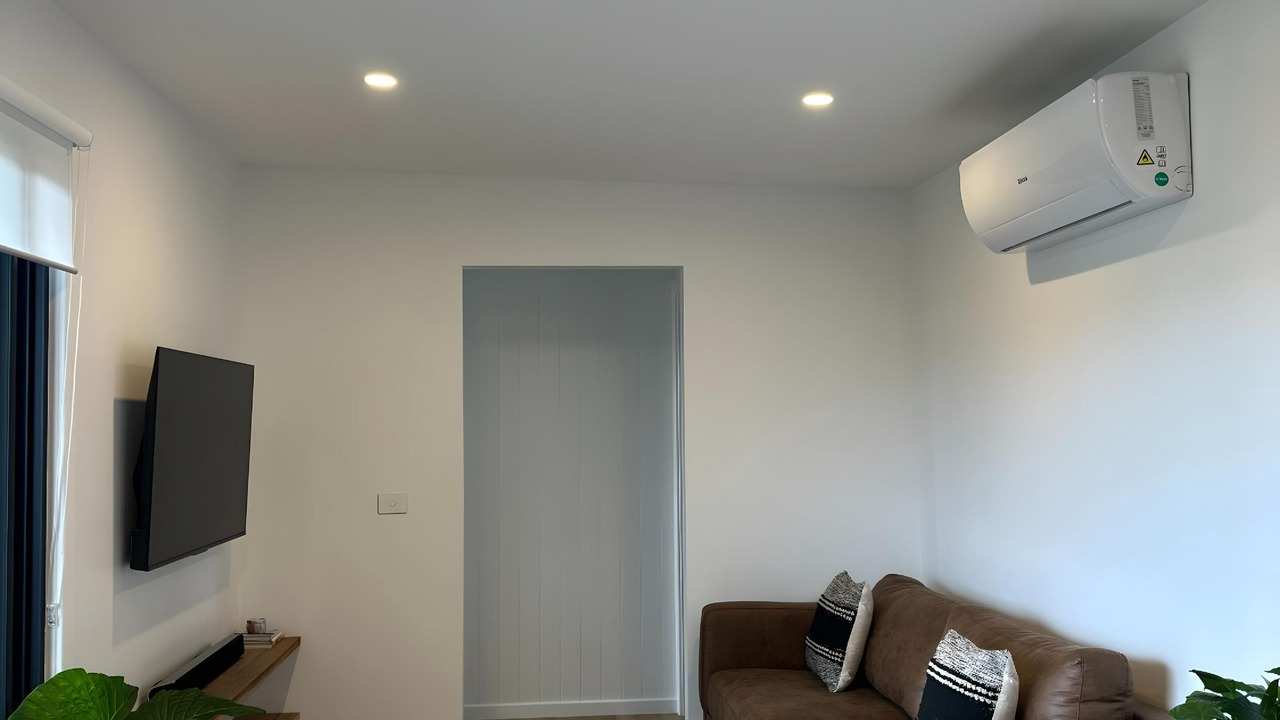 Photo of Livingroom in Woodbridge