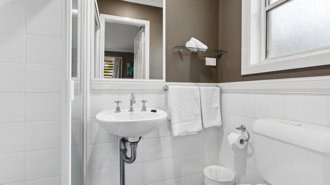 Photo of Bathroom in Korora