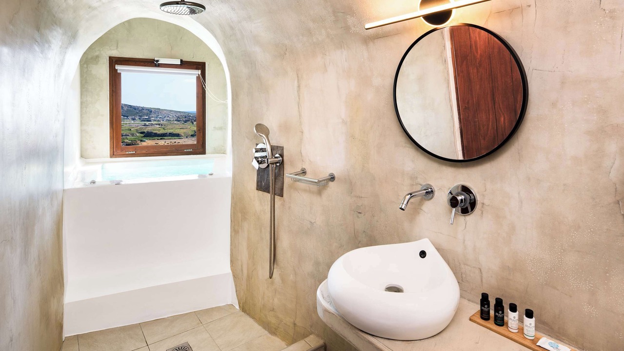 Photo of Bathroom in Akrotiri