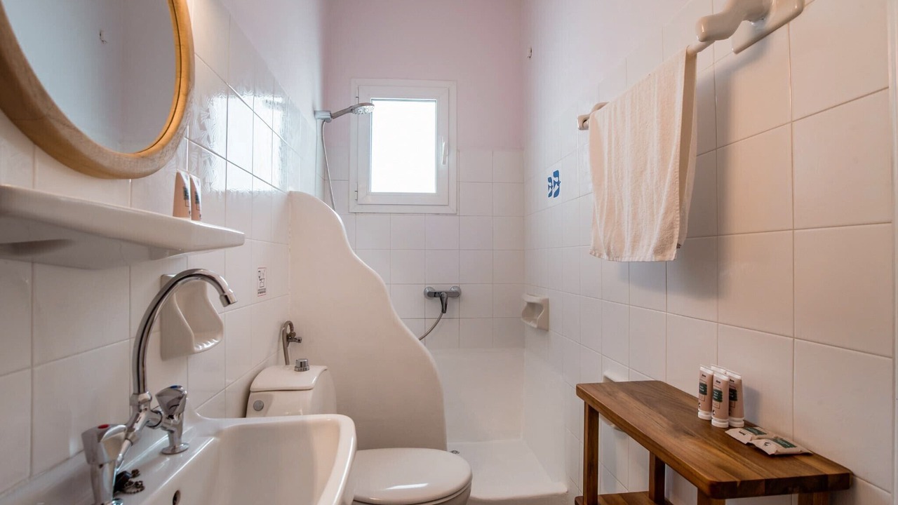 Photo of Bathroom in Parikia