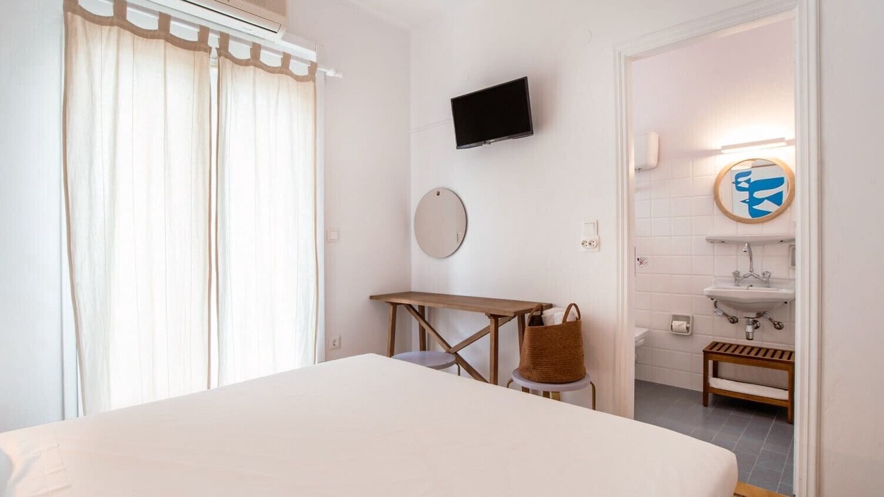 Photo of Bedroom in Parikia