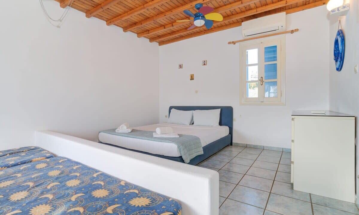 Photo of Bedroom in Ornos